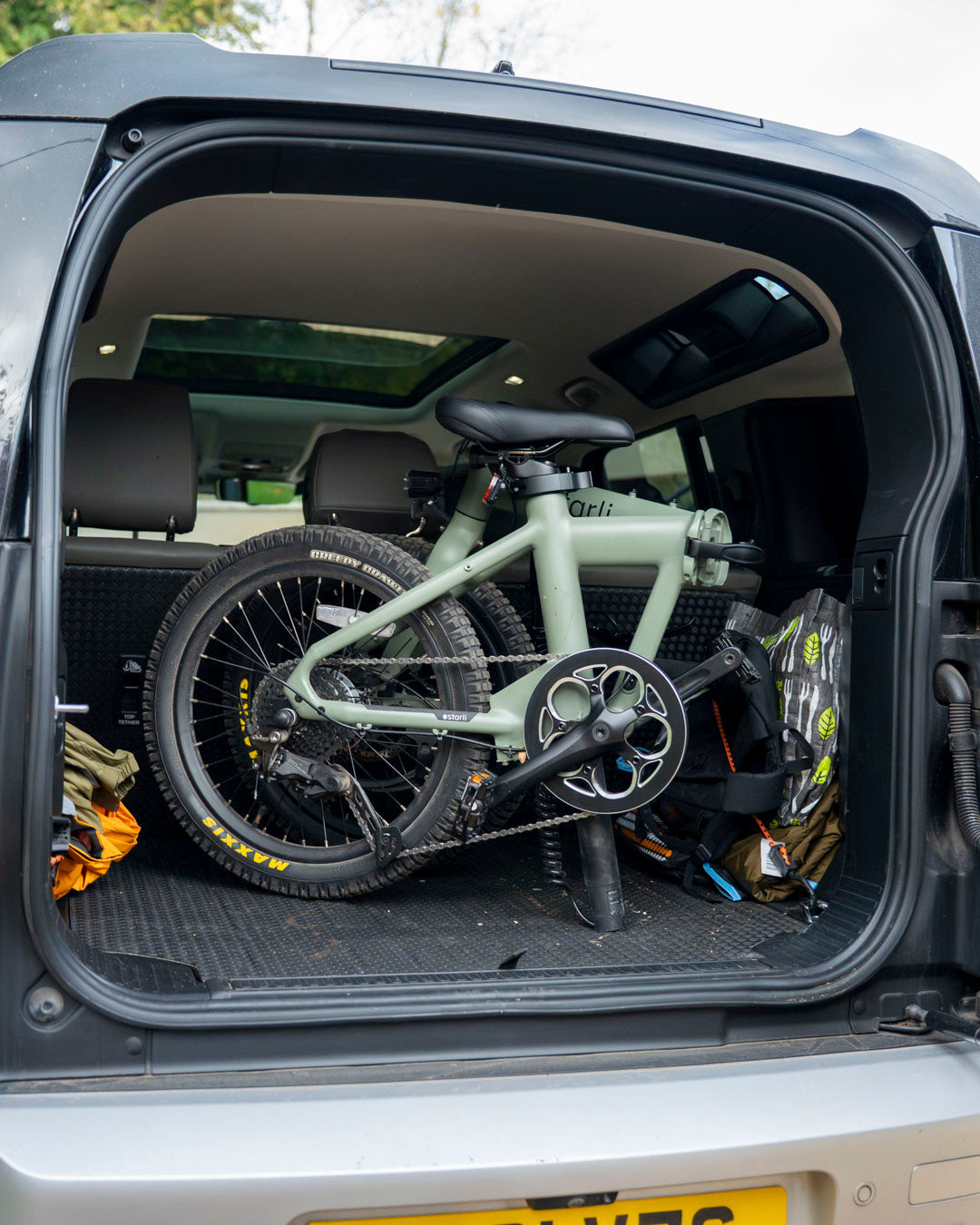 Fold, Ride, Repeat: Luke Solomon’s Folding e-bike Life Hack