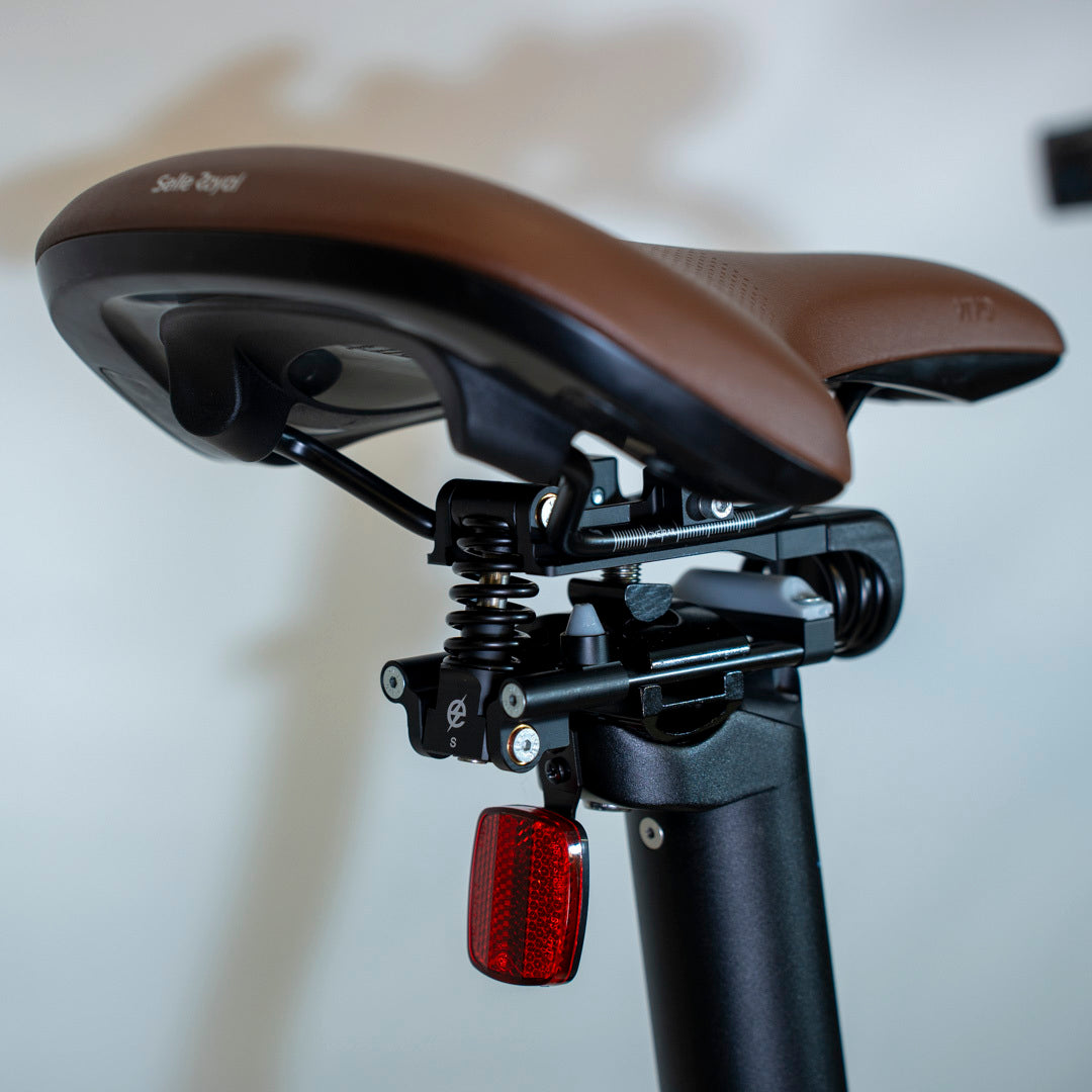 e20seatpostsuspension-2.jpg