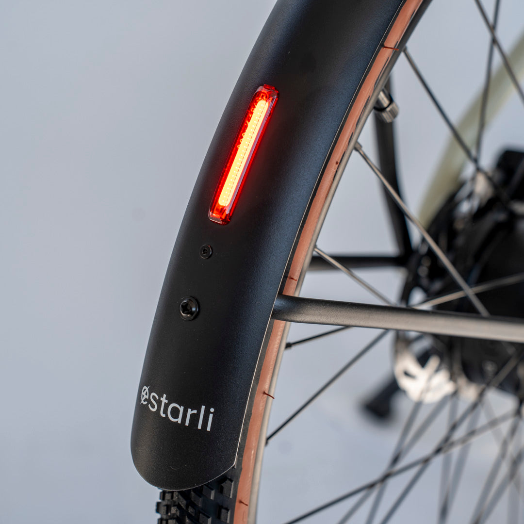 e28.X_integrated_lights_close_up.jpg